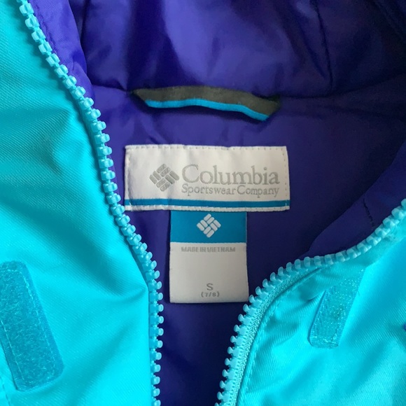 Girl’s Columbia Ski Jacket and gloves, YS (7/8) - Picture 3 of 7